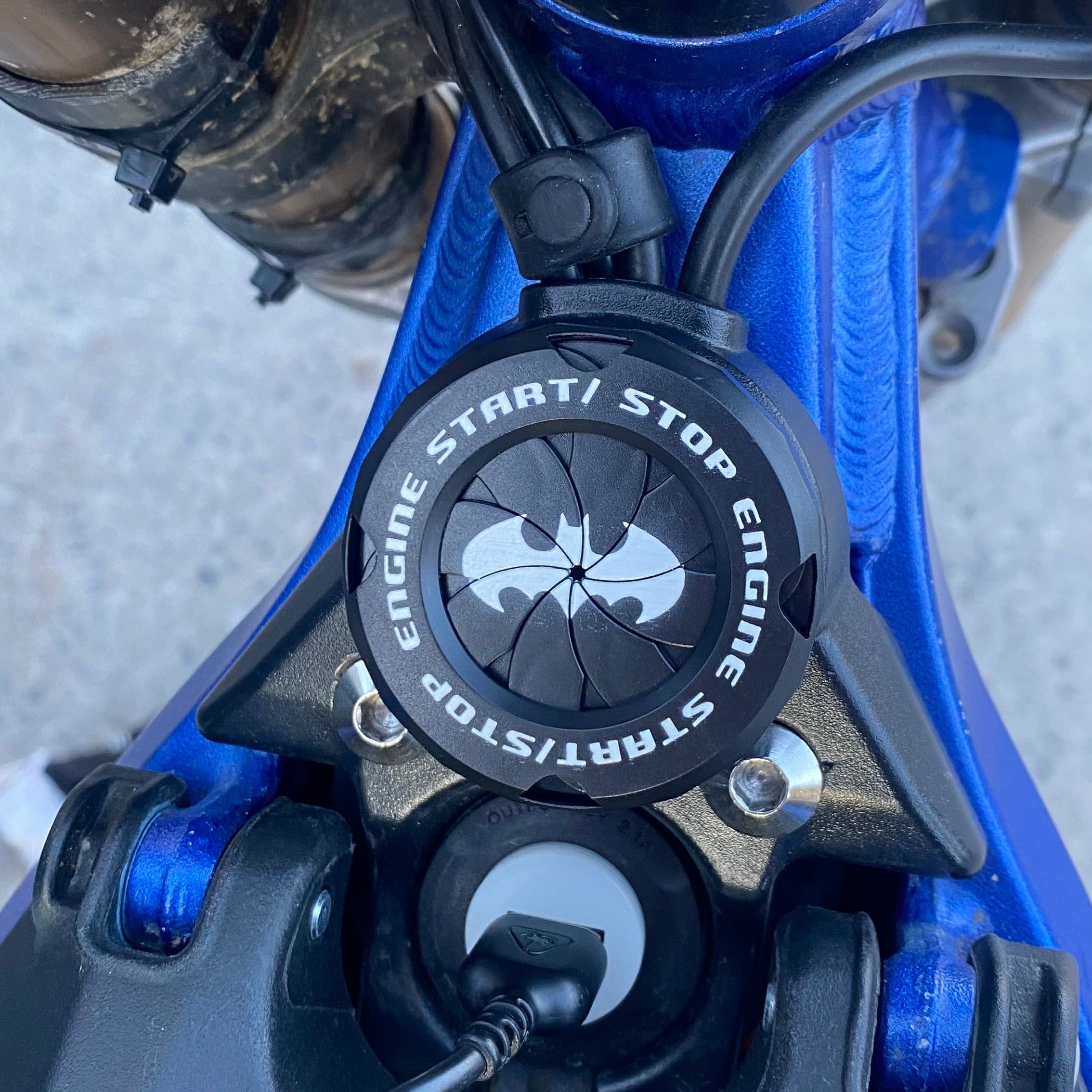 warpくんです。 KYB fork sticker (2 pack) – Warp Moto
